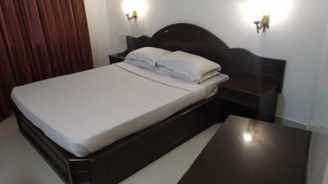 Hotel Residency Park Mangalore Bagian luar foto